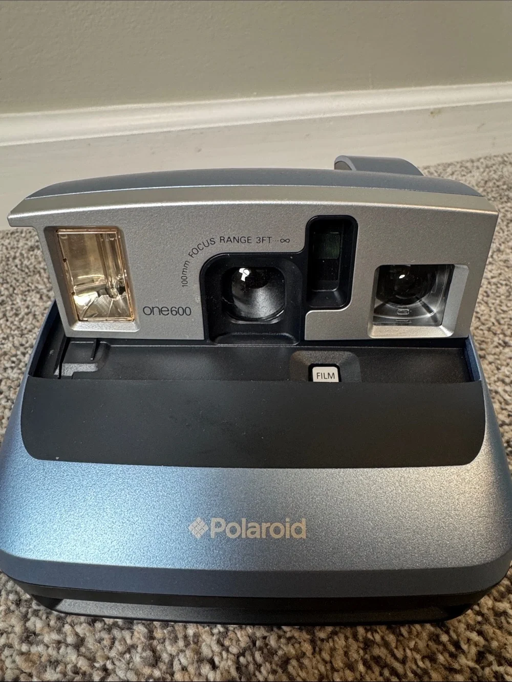 Polaroid One 600 Instant Film Camera Takes Type 600 film